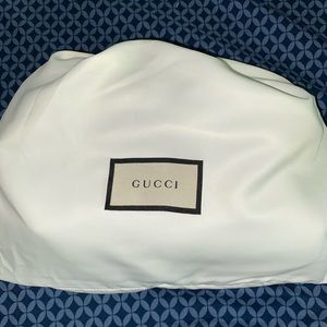 Matelassé Leather Shoulder Gucci Bag
